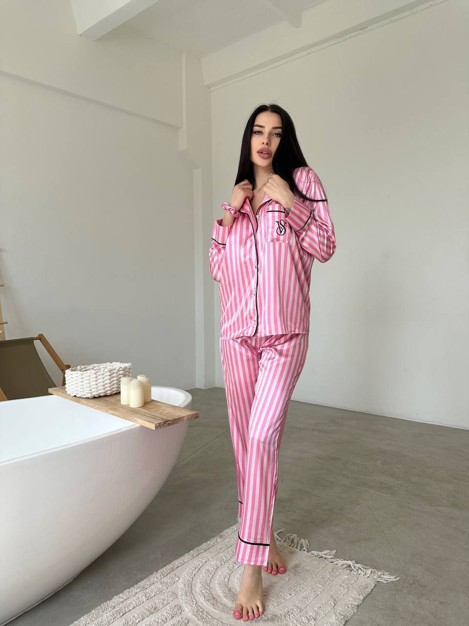 D 5 | Luxury Printed Silk Pajama Set For Women | SAIMWEAR