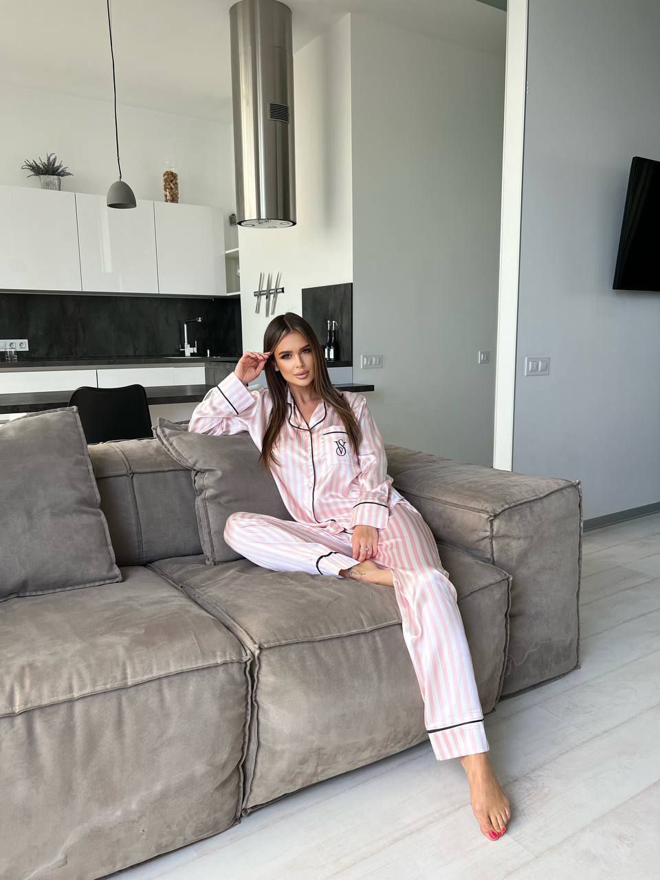 D 2 | Luxury Printed Silk Pajama Set For Women | SAIMWEAR