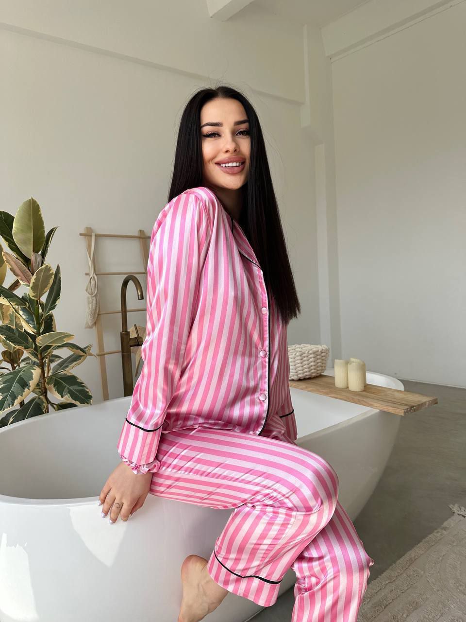 D 5 | Luxury Printed Silk Pajama Set For Women | SAIMWEAR