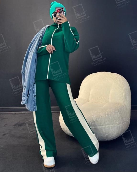 Saimwear 2 Pcs Panel Winter Outfit CH-376