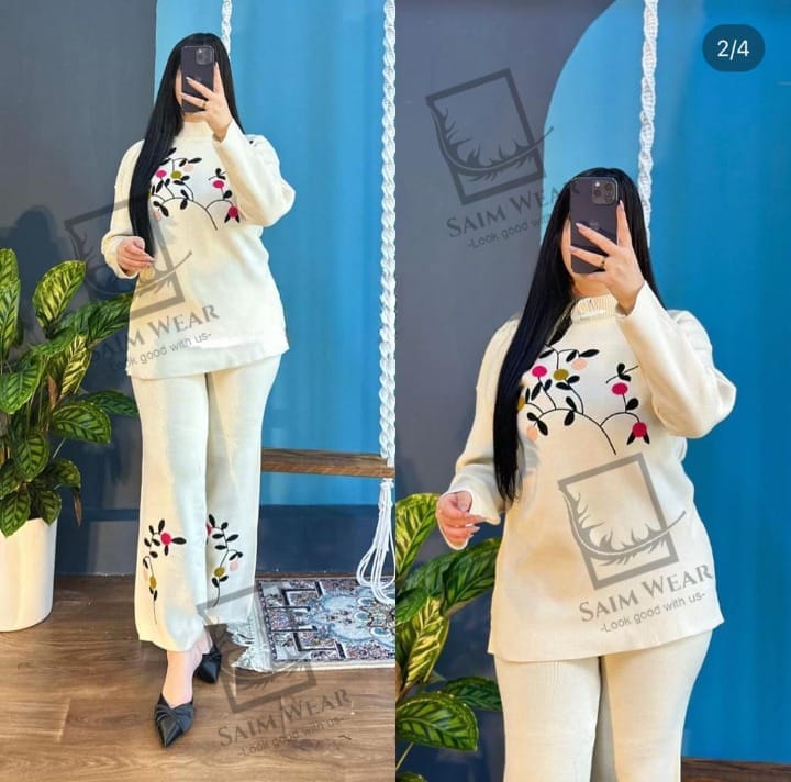 Saimwear 2 Pcs Embroidery Fleece Co ord Set CH 382