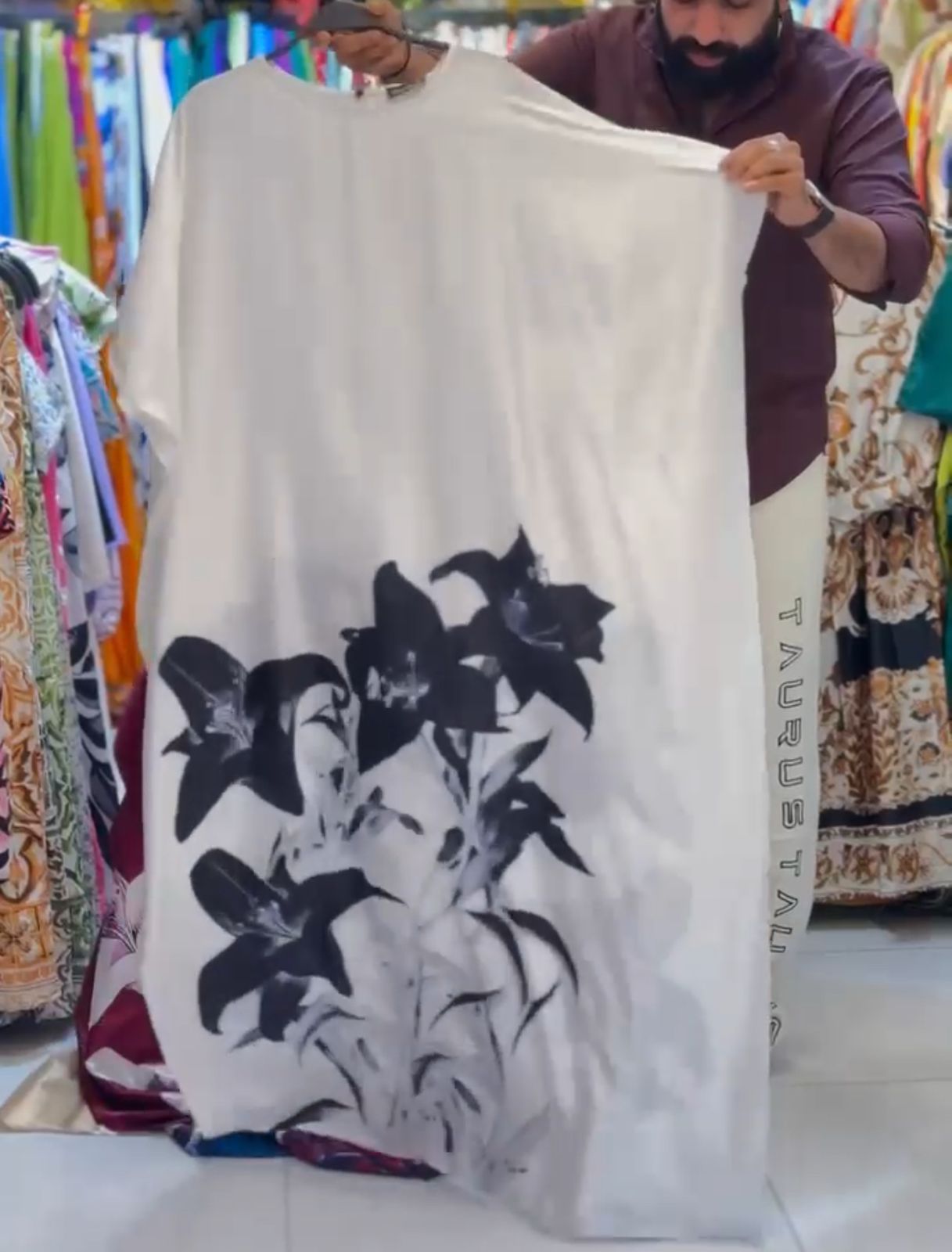 CH 551 Silk Kaftaan Dress - Saimwear