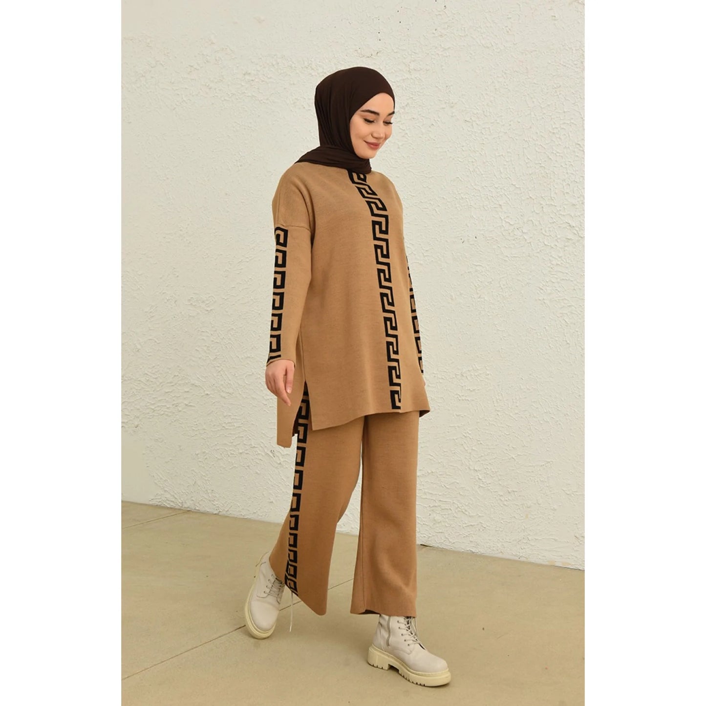 Saimwear 2 Pcs Printed Winter Outfit CH-324 - saimwear