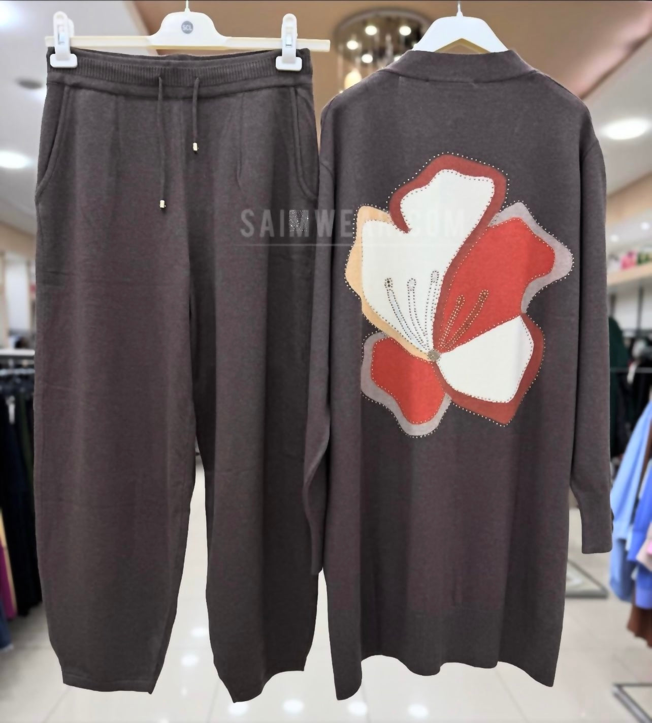 CH 485 Saimwear Back Flower Printed Fleece Co ord Set For Winter