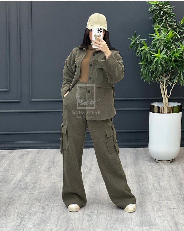2 Pcs Cargo Pocket Style Winter Outfit CH-373