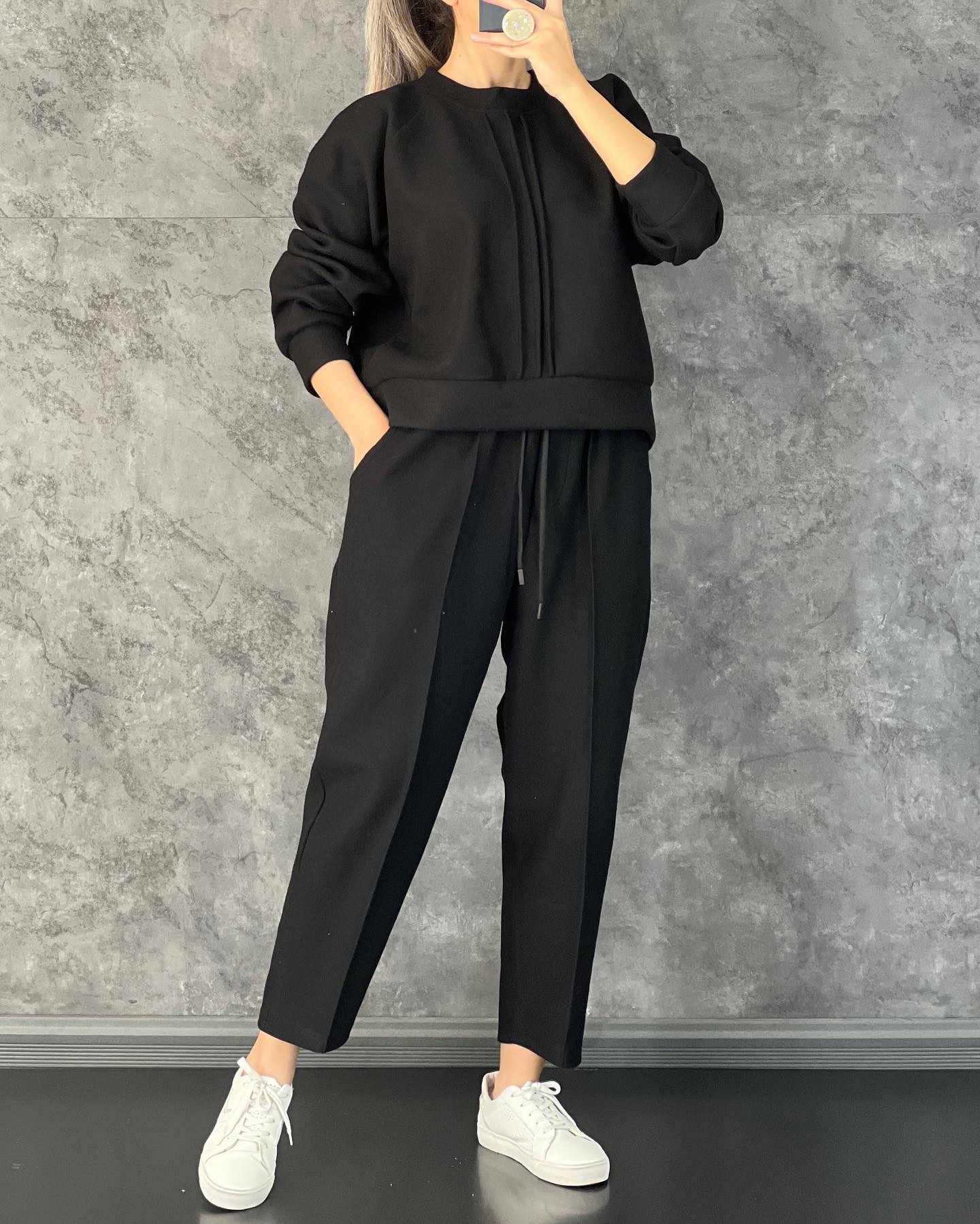 Saimwear Winter Fleece Co-Ords: Stylish Black 2-Piece Set With Cocoon Pants And Sweatshirt CH 381