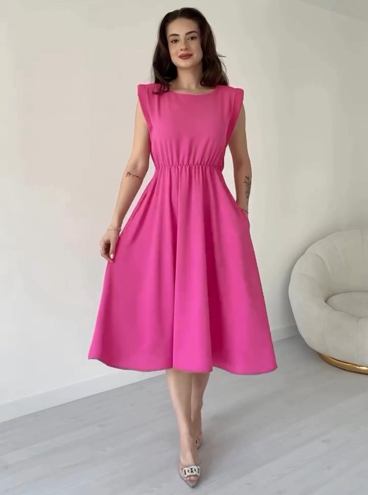 CH 566 Sleeveless Flared Midi Dress | Saimwear